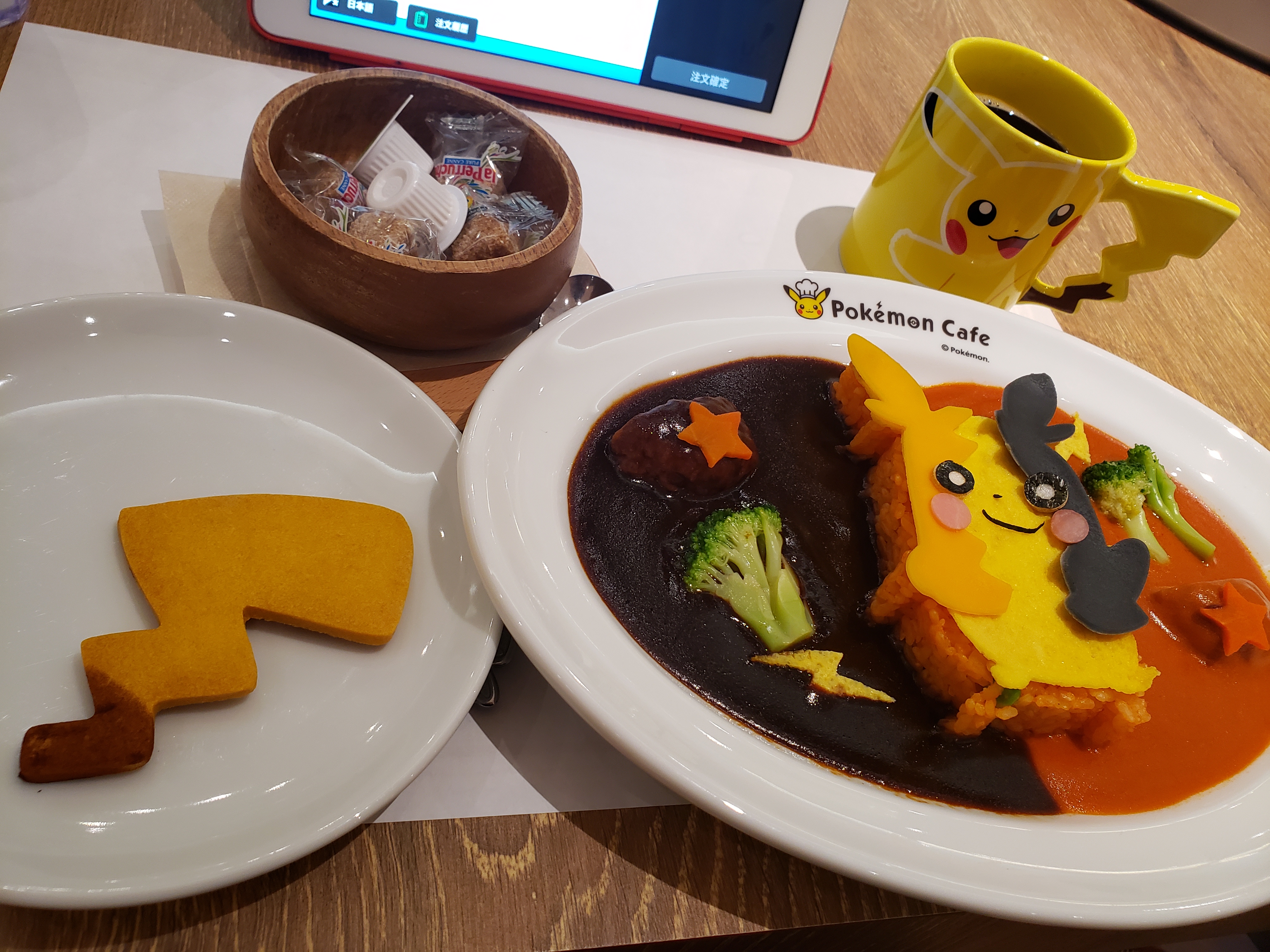 日本橋のポケモンセンタートウキョーdxとポケモンカフェに行った感想 It資格マニアのエンジニア技術ブログ 英語