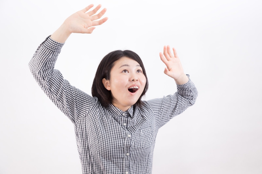 「驚き屋」や「プロ驚き屋」の意味とは？SNSで話題のネットスラングを解説